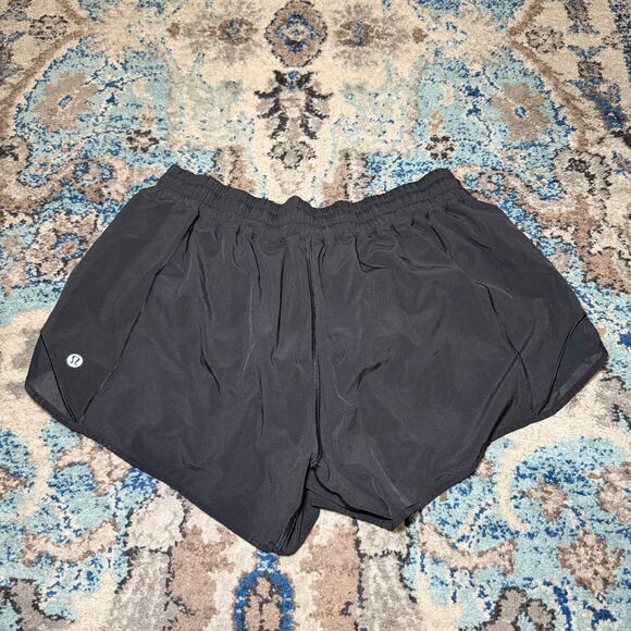 lululemon athletica Pants - Lululemon Hotty Hot Short II